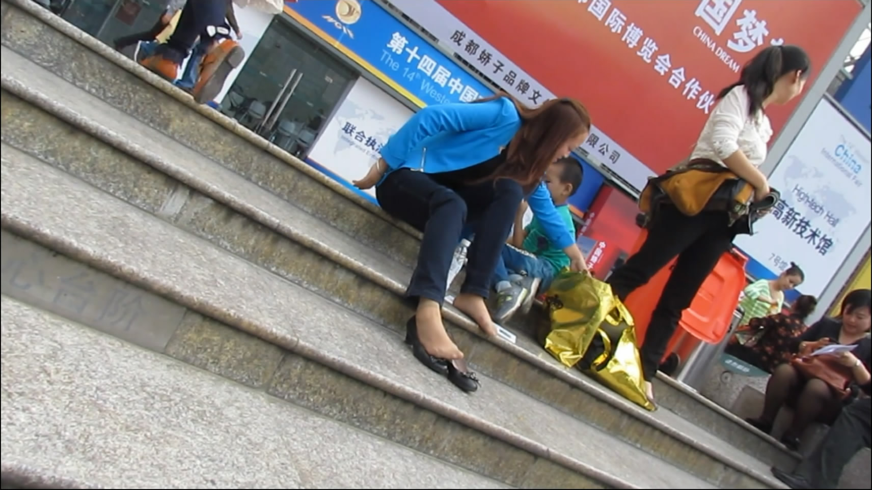 streetsnapshoep[00 00 55][20181210 194056 5]